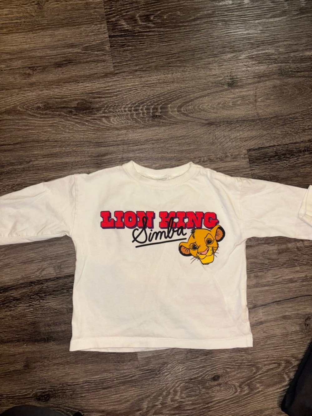 Zara White Long-Sleeve 'Lion King Simba' Graphic Tee with Red Logo